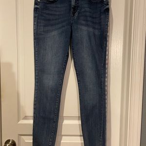 True Religion-World Tour-Jennie-Mid Rise-Curvy-Supper Skinny-Big Flap. Sz.28